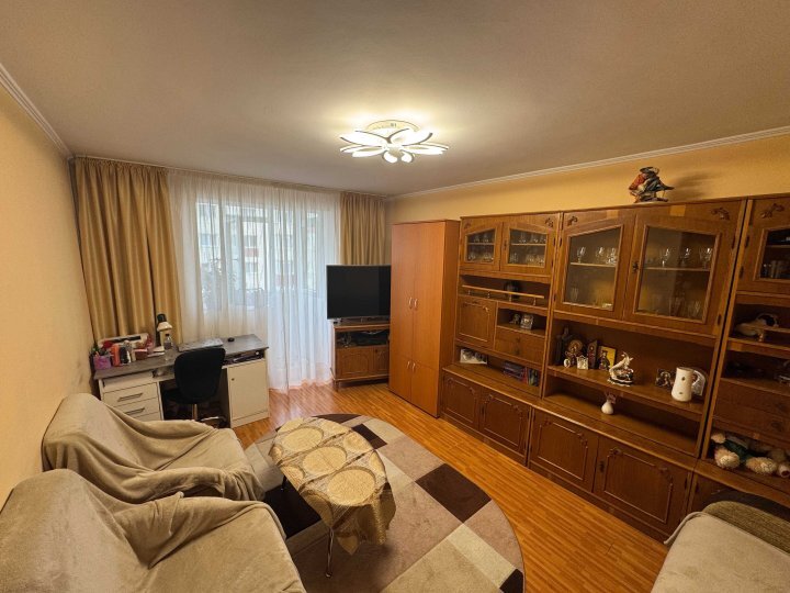 Berceni piata Sudului fix Straja ideal credit